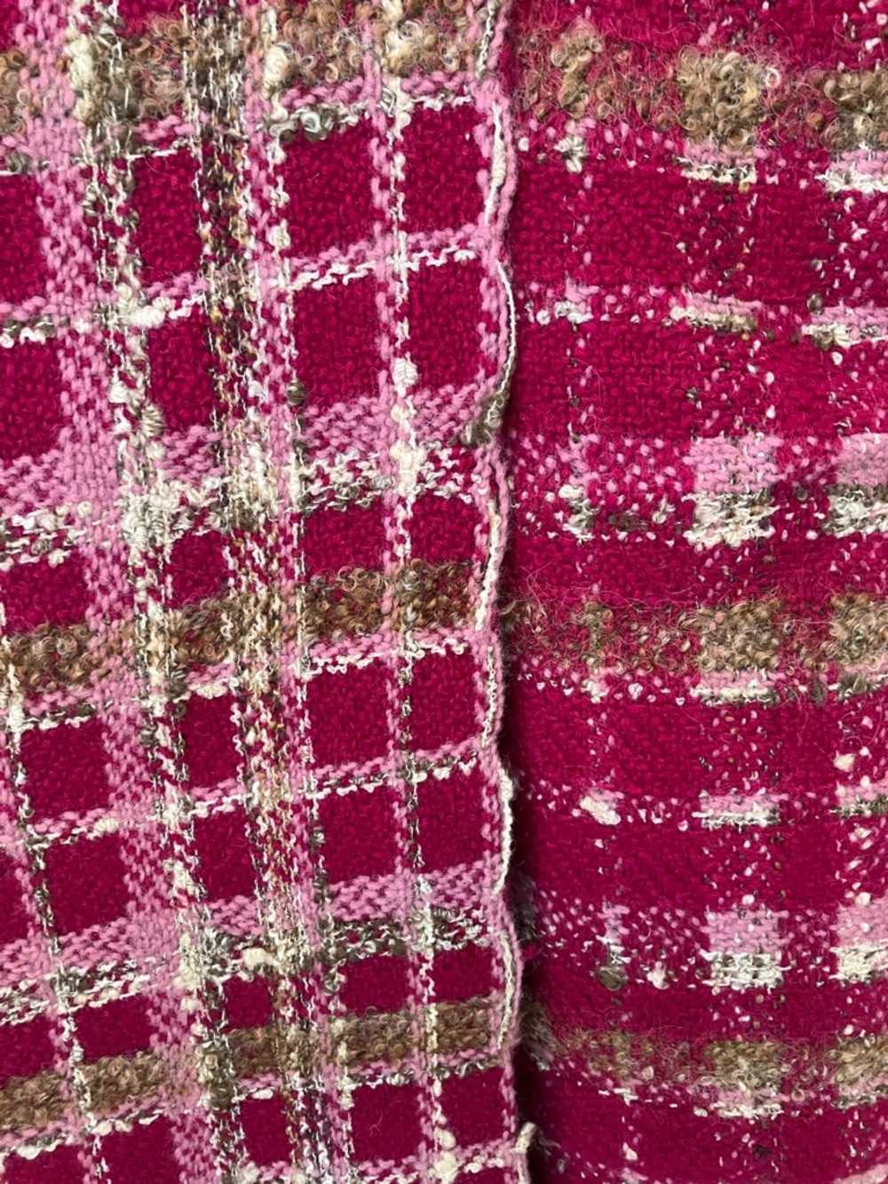 VTG Upholstry Weight Red Plaid Boucle Woven Fabric Piece Remnant 58inx 40.74in - Picture 3 of 4